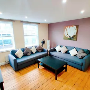 https://brick-lane-1-bedroom-apartment-near-to-liverpool-st.brighton-hotels-england.com